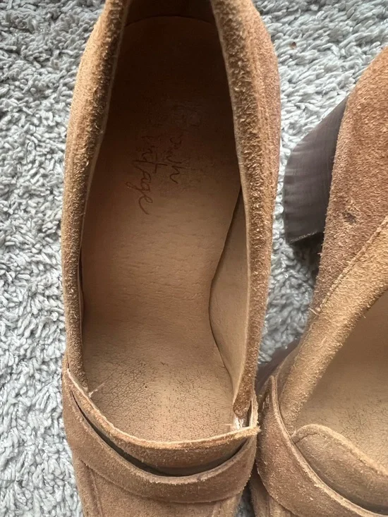 Crown Vintage Women's Suede Loafers in Tan Brown - Picture 6 of 9